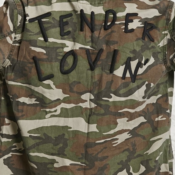 Forever 21 “Tender Loving” Camo Jacket - Picture 4 of 4